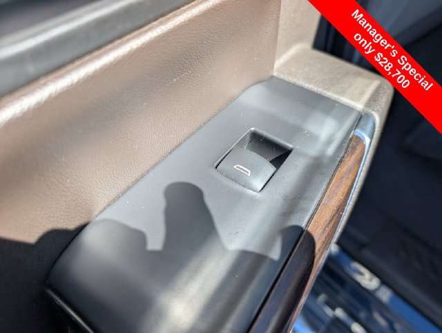 Used 2021 GMC Sierra 1500 SLT w/ SLT Premium Package AWD/4WD image 18