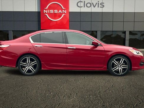 Used 2017 Honda Accord Sport Special Edition image 9