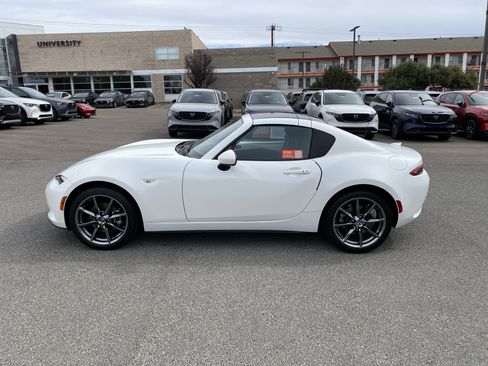 Used 2020 MAZDA MX-5 Miata RF Grand Touring RWD image 44