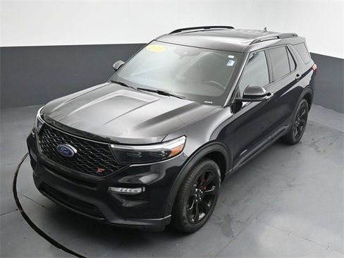 Used 2020 Ford Explorer ST w/ ST Street Pack image 18