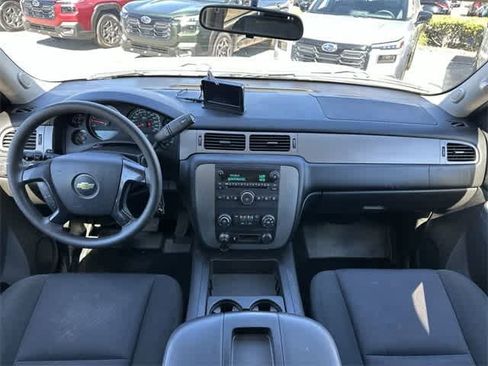 Used 2014 Chevrolet Tahoe 4WD image 12