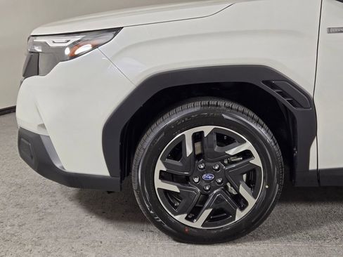 New 2026 Subaru Forester Premium AWD/4WD image 7