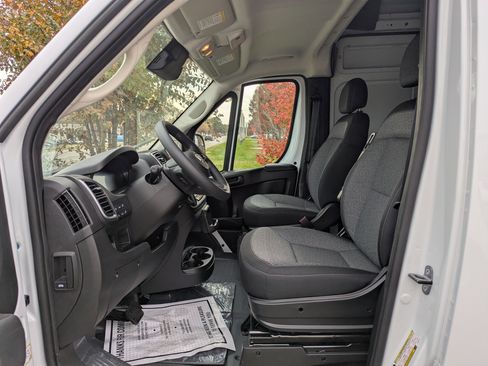 New 2026 RAM ProMaster 1500 w/ Quick Order Package 22G SLT image 17