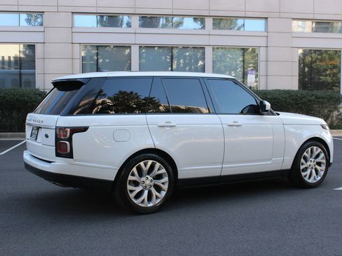Used 2018 Land Rover Range Rover Supercharged image 7