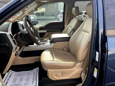 Used 2018 Ford F150 Lariat w/ Equipment Group 502A Luxury image 21