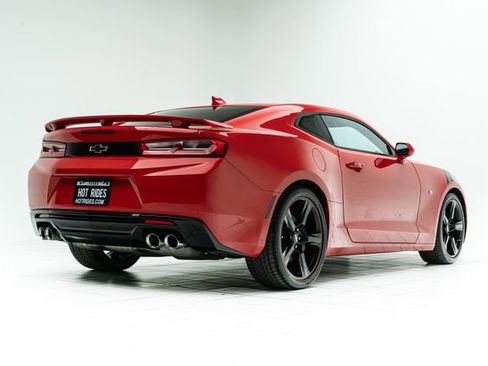 Used 2018 Chevrolet Camaro SS image 12