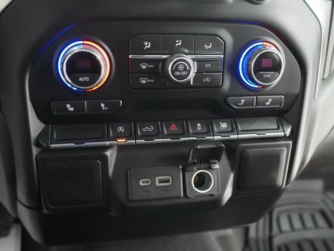 Used 2020 Chevrolet Silverado 1500 LT w/ Texas Edition RWD image 16