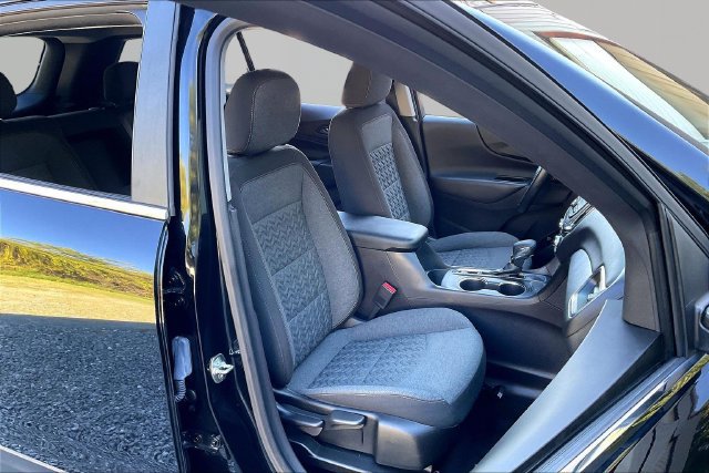 Used 2024 Chevrolet Equinox LT FWD image 19