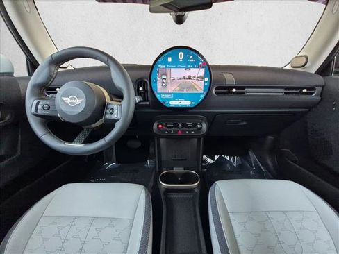 Used 2025 MINI Cooper S FWD image 18