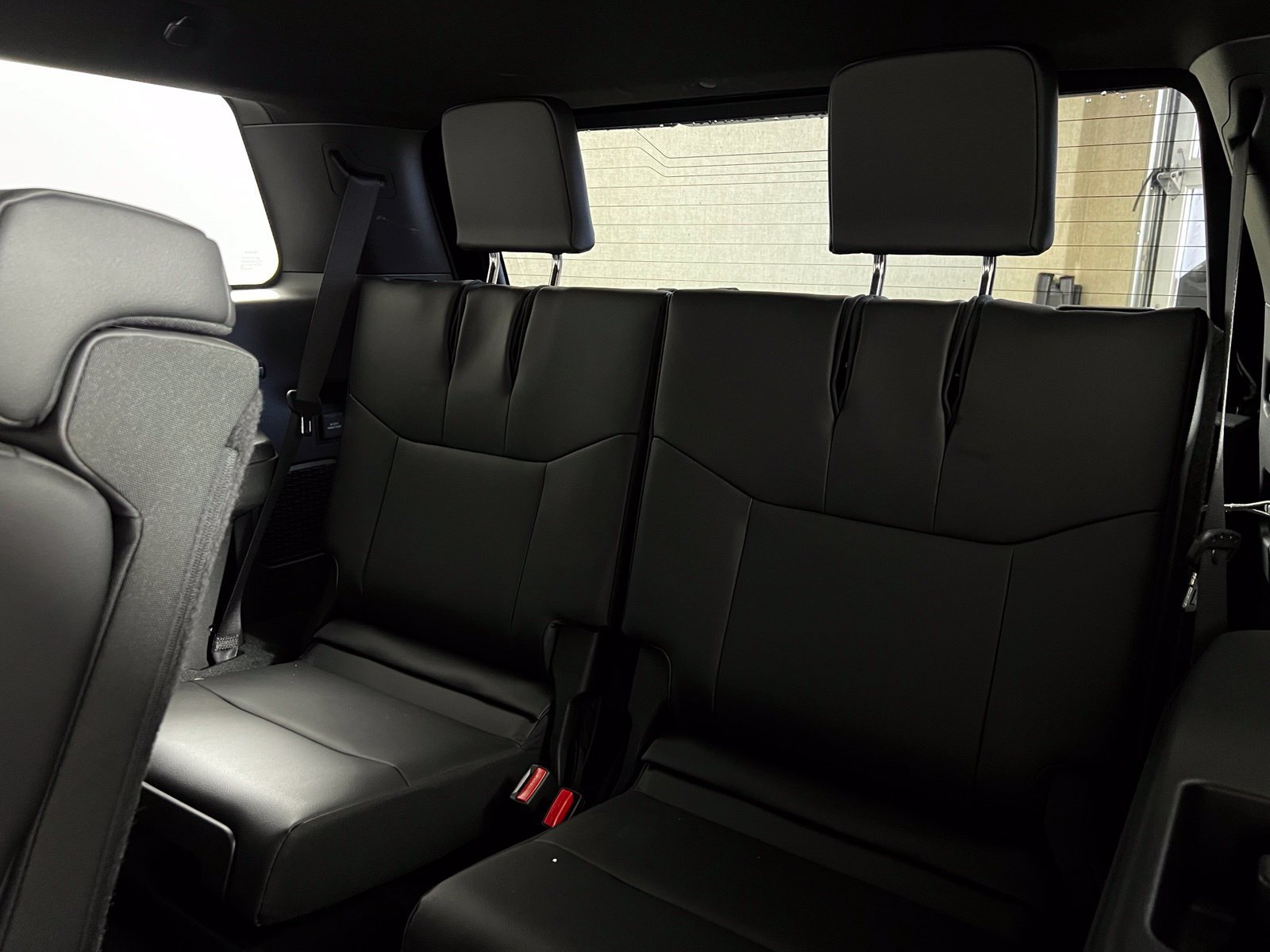 Used 2025 Toyota 4Runner Limited AWD/4WD image 25