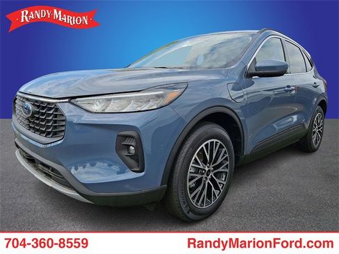 New 2025 Ford Escape Base image 1