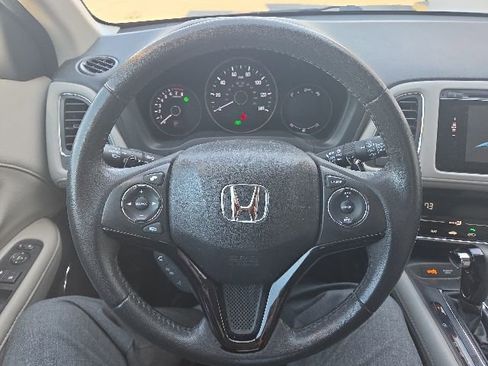 Used 2018 Honda HR-V EX-L image 21