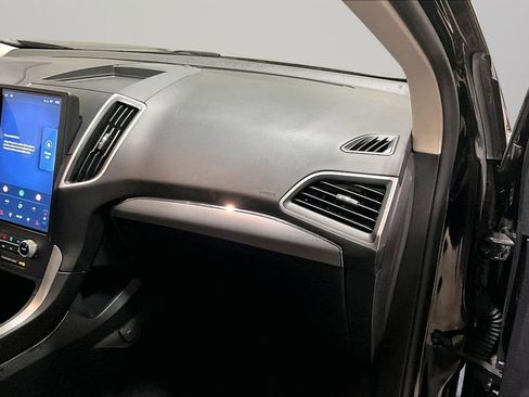 Used 2022 Ford Edge SEL w/ Convenience Package image 26