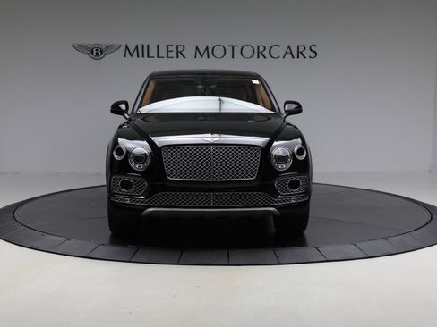 Certified 2018 Bentley Bentayga Onyx Edition image 10