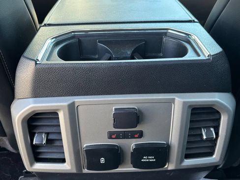 Used 2018 Ford F150 Lariat w/ Equipment Group 502A Luxury AWD/4WD image 18