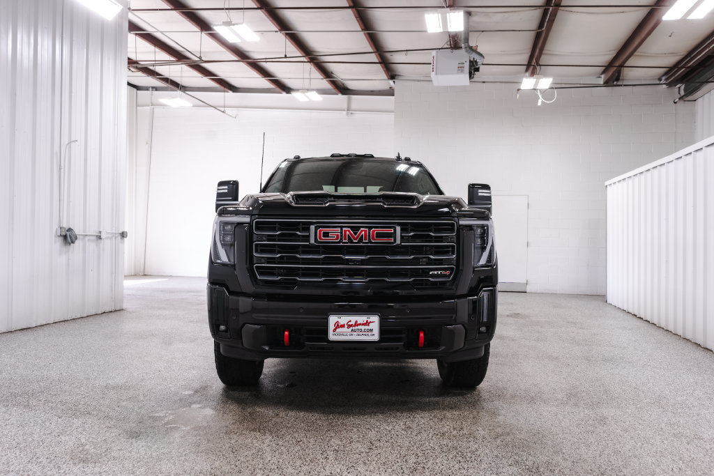 Used 2025 GMC Sierra 2500 AT4 w/ AT4 Premium Plus Package AWD/4WD image 2