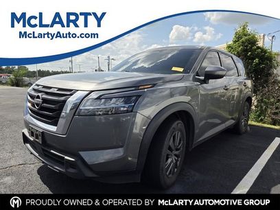 Used 2022 Nissan Pathfinder S