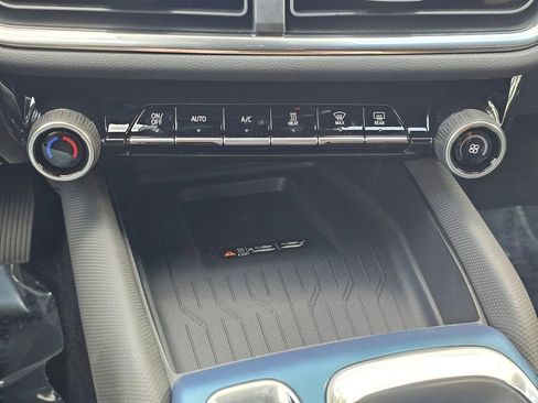 New 2026 Chevrolet Equinox EV LT AWD/4WD image 31