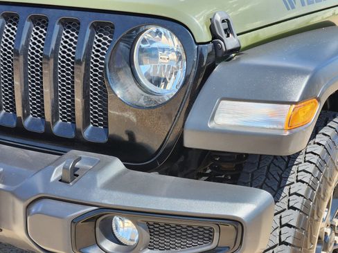 Used 2022 Jeep Wrangler Unlimited Sport AWD/4WD image 14