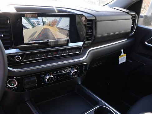 New 2026 GMC Sierra 2500 SLT w/ SLT Convenience Package image 40