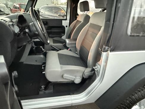 Used 2008 Jeep Wrangler X image 10