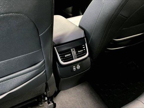 Used 2024 Subaru Outback Onyx Edition AWD/4WD image 10