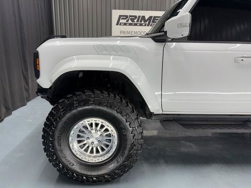 Used 2024 Ford Bronco Raptor w/ Interior Carbon Fiber Pack 6 AWD/4WD image 8