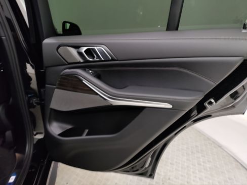 New 2026 BMW X5 sDrive40i w/ M Sport Package image 24