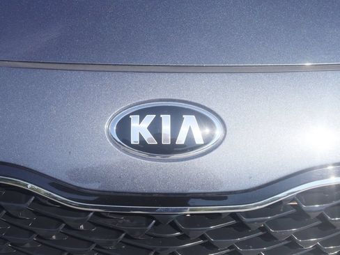 Used 2022 Kia Sportage LX AWD/4WD image 15