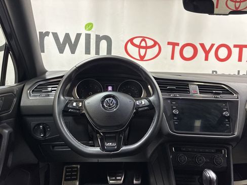 Used 2021 Volkswagen Tiguan SE R-Line w/ 3rd Row Seat Package AWD/4WD image 22