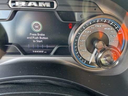 Used 2021 RAM 3500 Limited image 8