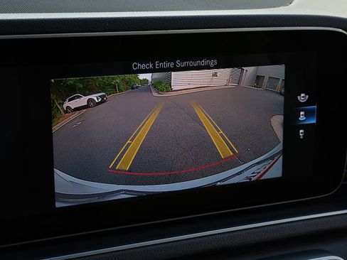 Used 2020 Mercedes-Benz GLE 350 4MATIC image 26