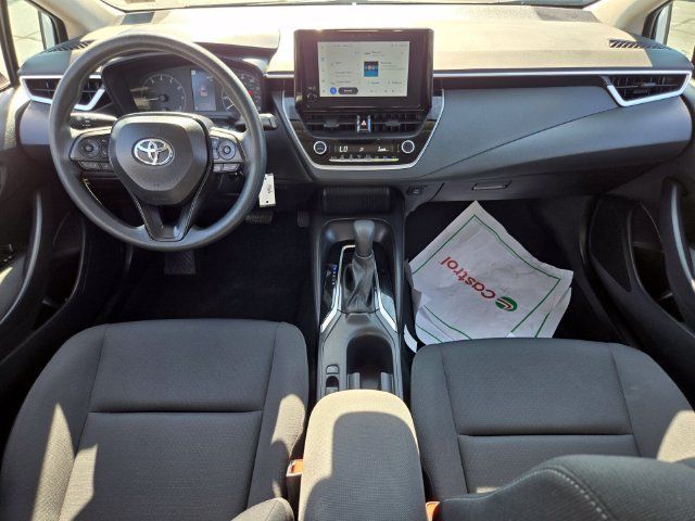 Used 2025 Toyota Corolla LE FWD image 14