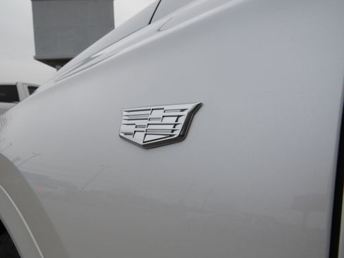 Used 2023 Cadillac XT6 Luxury image 14