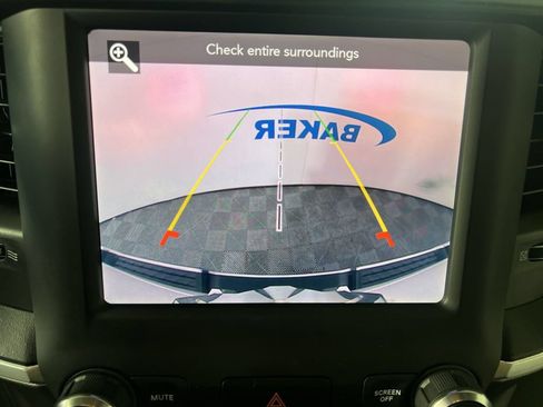 Used 2019 RAM 1500 Big Horn AWD/4WD image 14