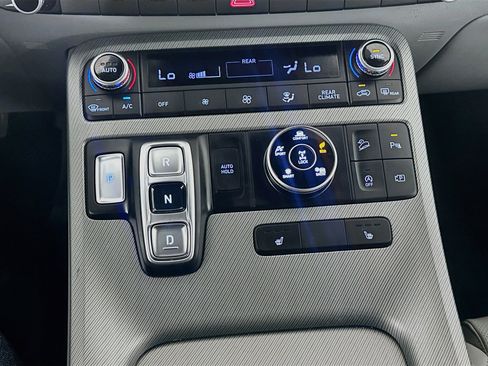 Used 2025 Hyundai Palisade SEL AWD/4WD image 25