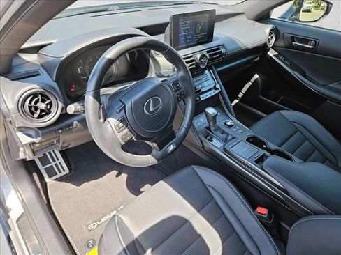 Used 2024 Lexus IS 350 F Sport RWD image 10