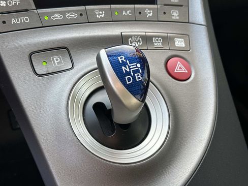 Used 2014 Toyota Prius Plug-In Hybrid image 13