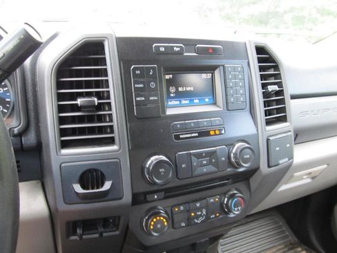 Used 2017 Ford F350 XL w/ Power Equipment Group image 55