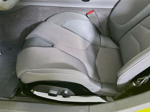 Used 2023 Chevrolet Corvette Stingray Coupe w/ Battery Protection Package image 19