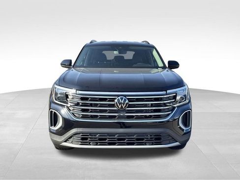 New 2026 Volkswagen Atlas SE image 8