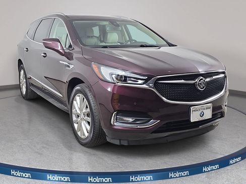 Used 2019 Buick Enclave Premium w/ Experience Buick Package AWD/4WD image 4