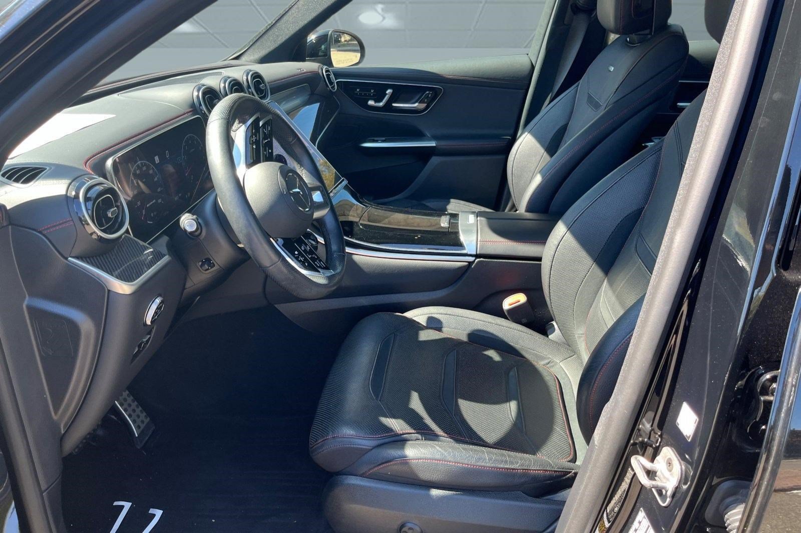 Used 2024 Mercedes-Benz GLC 43 AMG 4MATIC image 3