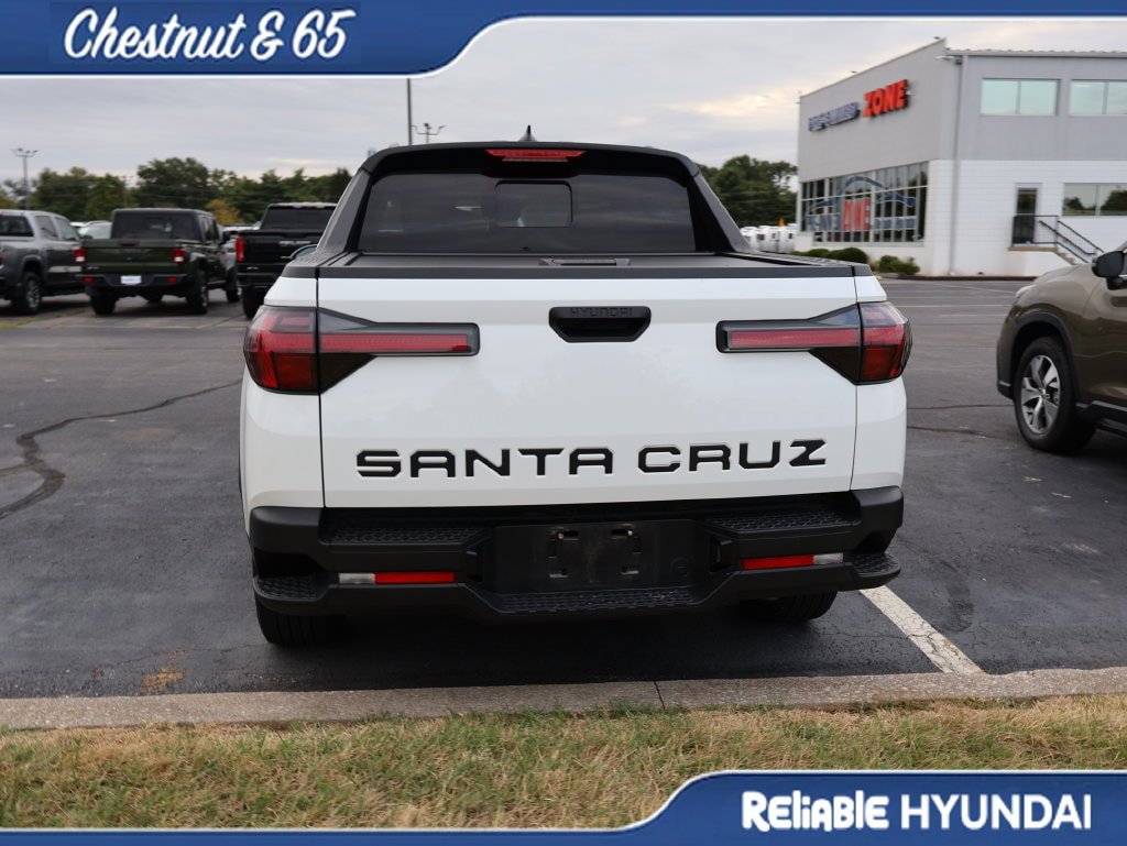 Certified 2024 Hyundai Santa Cruz SEL w/ Activity Package FWD image 18