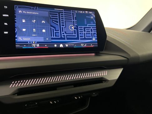 Used 2025 BMW 228i xDrive w/ Premium Package AWD/4WD image 28