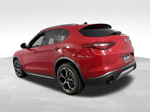 Used 2023 Alfa Romeo Stelvio Ti AWD/4WD image 9