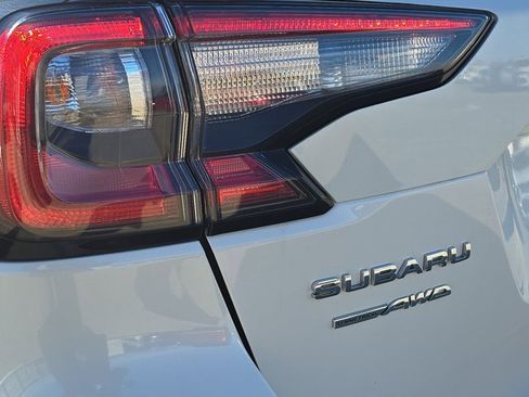 Used 2023 Subaru Outback Limited image 35