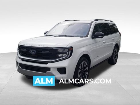 Used 2025 Ford Expedition Platinum w/ Driver's Package AWD/4WD image 1