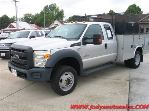 Used 2016 Ford F550 4x4 SuperCab Super Duty image 27