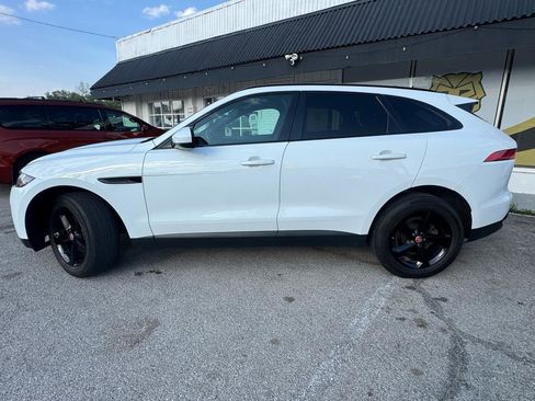 Used 2018 Jaguar F-PACE Premium AWD/4WD image 3